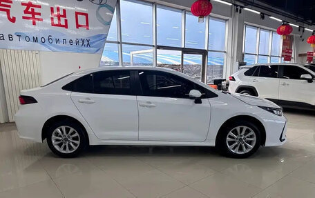 Toyota Corolla, 2023 год, 1 615 000 рублей, 5 фотография