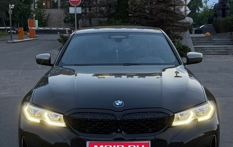 BMW 3 серия, 2019 год, 5 400 000 рублей, 1 фотография
