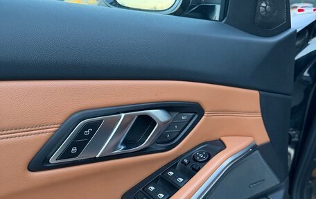 BMW 3 серия, 2019 год, 5 400 000 рублей, 15 фотография