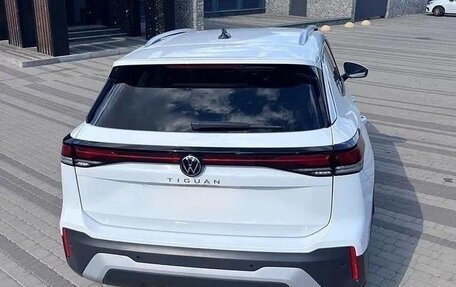 Volkswagen Tiguan, 2025 год, 3 650 000 рублей, 4 фотография