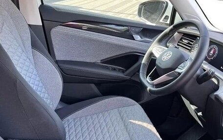 Volkswagen Tiguan, 2025 год, 3 650 000 рублей, 11 фотография
