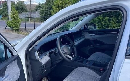 Volkswagen Tiguan, 2025 год, 3 650 000 рублей, 8 фотография