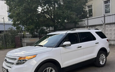 Ford Explorer VI, 2014 год, 2 100 000 рублей, 2 фотография