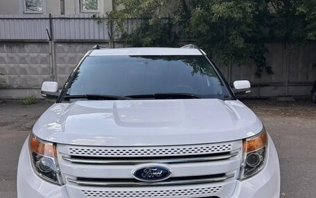 Ford Explorer VI, 2014 год, 2 100 000 рублей, 3 фотография