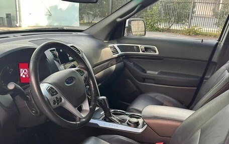 Ford Explorer VI, 2014 год, 2 100 000 рублей, 7 фотография