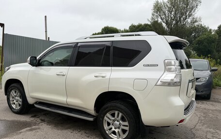 Toyota Land Cruiser Prado 150 рестайлинг 2, 2011 год, 3 050 000 рублей, 5 фотография