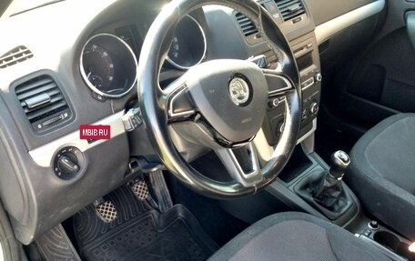 Skoda Yeti I рестайлинг, 2014 год, 1 180 000 рублей, 12 фотография