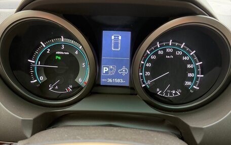 Toyota Land Cruiser Prado 150 рестайлинг 2, 2011 год, 3 050 000 рублей, 20 фотография