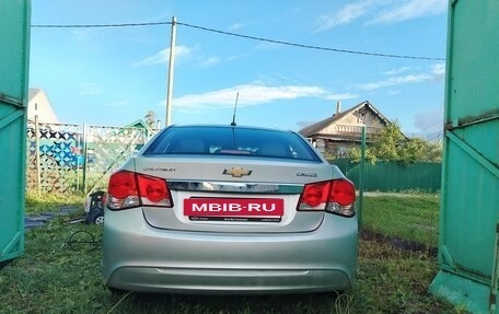 Chevrolet Cruze II, 2013 год, 990 000 рублей, 4 фотография