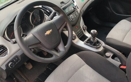 Chevrolet Cruze II, 2013 год, 990 000 рублей, 8 фотография