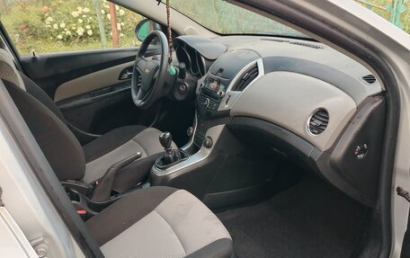 Chevrolet Cruze II, 2013 год, 990 000 рублей, 21 фотография