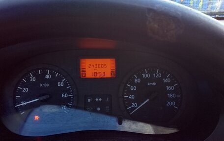 Renault Logan I, 2005 год, 300 000 рублей, 5 фотография