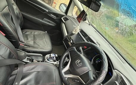 Honda Fit III, 2017 год, 900 000 рублей, 4 фотография