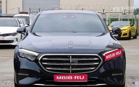 Mercedes-Benz E-Класс, 2024 год, 6 349 000 рублей, 2 фотография