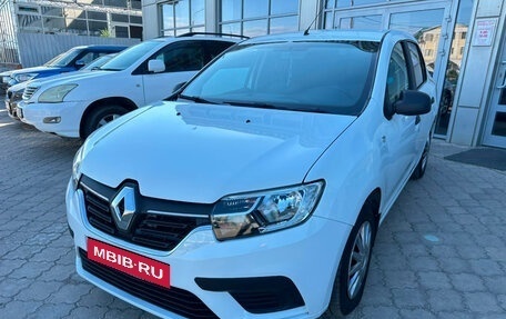 Renault Logan II, 2019 год, 850 000 рублей, 1 фотография