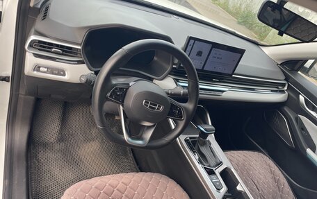 Geely Emgrand, 2023 год, 1 850 000 рублей, 10 фотография