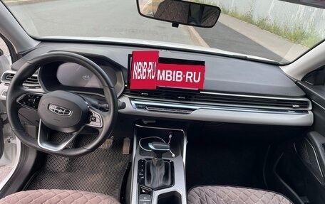 Geely Emgrand, 2023 год, 1 850 000 рублей, 11 фотография