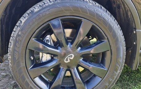 Infiniti FX I, 2005 год, 750 000 рублей, 18 фотография