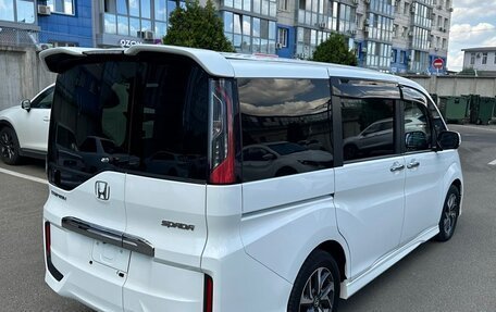 Honda Stepwgn IV, 2017 год, 1 430 000 рублей, 7 фотография