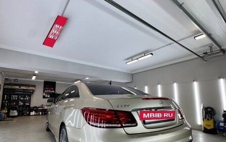 Mercedes-Benz E-Класс, 2015 год, 2 500 000 рублей, 6 фотография