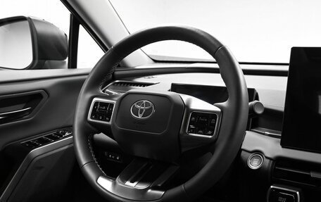 Toyota RAV4, 2026 год, 4 500 000 рублей, 33 фотография