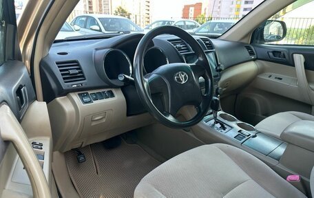 Toyota Highlander III, 2008 год, 1 335 000 рублей, 14 фотография