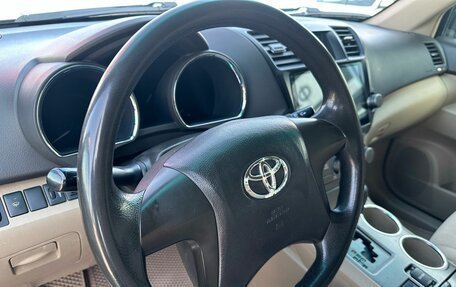 Toyota Highlander III, 2008 год, 1 335 000 рублей, 21 фотография