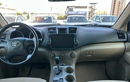 Toyota Highlander III, 2008 год, 1 335 000 рублей, 20 фотография