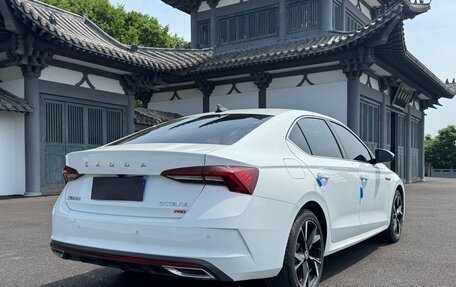 Skoda Octavia IV, 2023 год, 2 220 000 рублей, 4 фотография