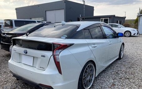 Toyota Prius IV XW50, 2022 год, 1 487 000 рублей, 3 фотография