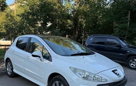 Peugeot 308 II, 2011 год, 620 000 рублей, 2 фотография