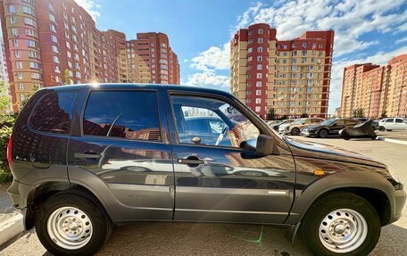 Chevrolet Niva I рестайлинг, 2010 год, 520 000 рублей, 2 фотография
