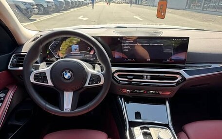 BMW 3 серия, 2023 год, 2 730 000 рублей, 14 фотография