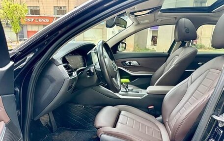 BMW 3 серия, 2022 год, 2 310 000 рублей, 9 фотография