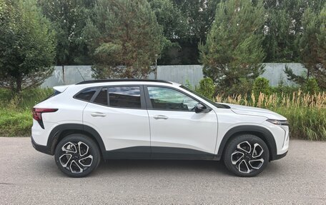 Chevrolet Trax, 2024 год, 2 190 000 рублей, 2 фотография