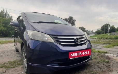 Honda Freed I, 2010 год, 950 000 рублей, 4 фотография