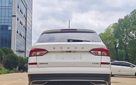Skoda Kamiq I, 2022 год, 1 900 000 рублей, 6 фотография