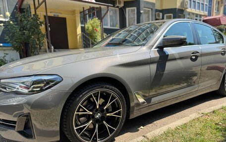 BMW 5 серия, 2020 год, 4 555 000 рублей, 3 фотография