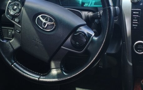 Toyota Camry, 2014 год, 1 630 000 рублей, 10 фотография