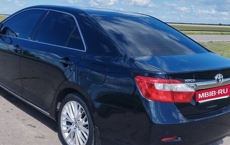 Toyota Camry, 2014 год, 1 630 000 рублей, 5 фотография