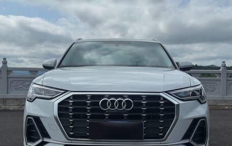 Audi Q3, 2022 год, 2 700 000 рублей, 2 фотография