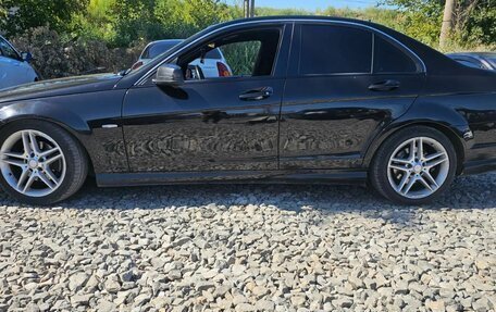 Mercedes-Benz C-Класс, 2011 год, 999 000 рублей, 2 фотография