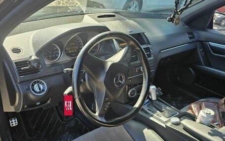 Mercedes-Benz C-Класс, 2011 год, 999 000 рублей, 13 фотография