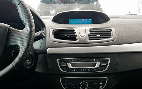 Renault Megane III, 2011 год, 550 000 рублей, 18 фотография