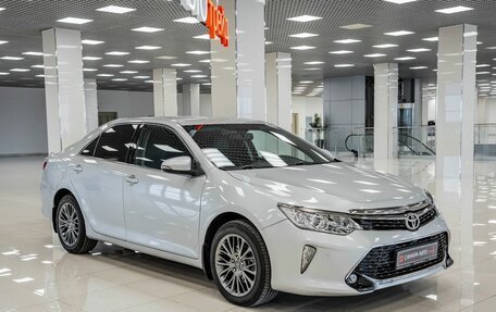 Toyota Camry, 2016 год, 2 150 000 рублей, 3 фотография