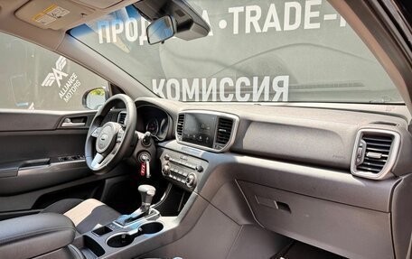 KIA Sportage IV рестайлинг, 2020 год, 2 115 000 рублей, 24 фотография