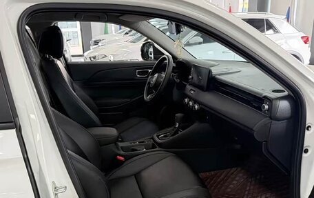 Honda Vezel, 2023 год, 1 680 000 рублей, 11 фотография