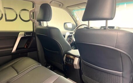 Toyota Land Cruiser Prado 150 рестайлинг 2, 2012 год, 3 300 000 рублей, 8 фотография
