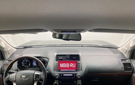 Toyota Land Cruiser Prado 150 рестайлинг 2, 2012 год, 3 300 000 рублей, 6 фотография
