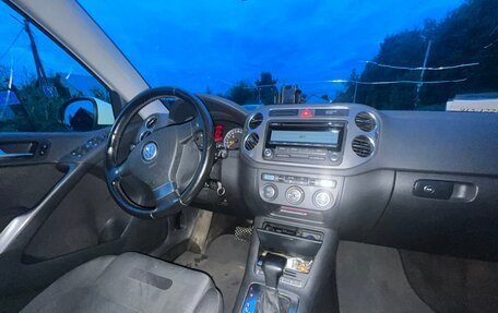 Volkswagen Tiguan I, 2008 год, 800 000 рублей, 31 фотография